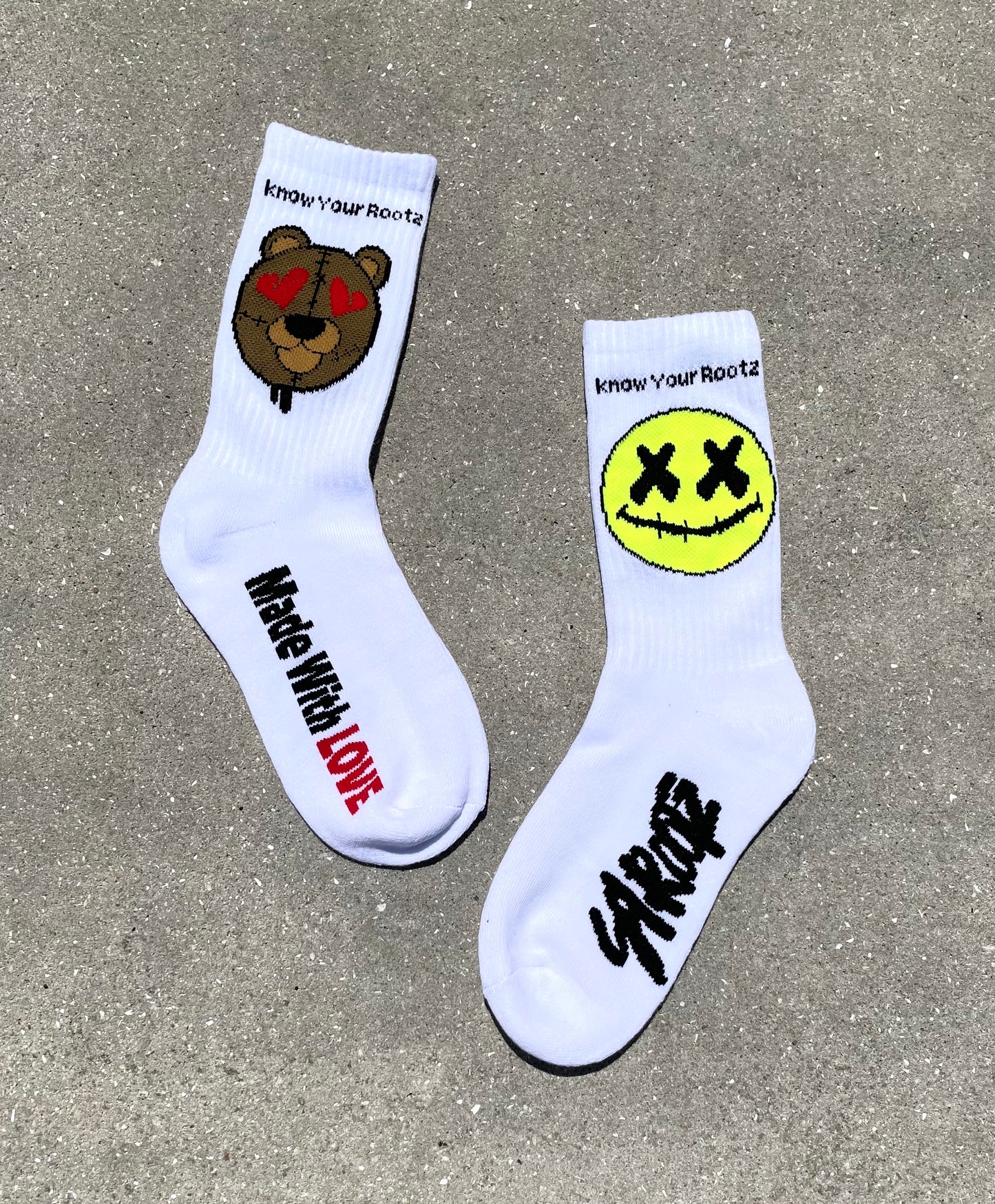 DEAD TEDDY HEART EYES x FUJIMOTO SMILEY SOCKS *UPDATE*
