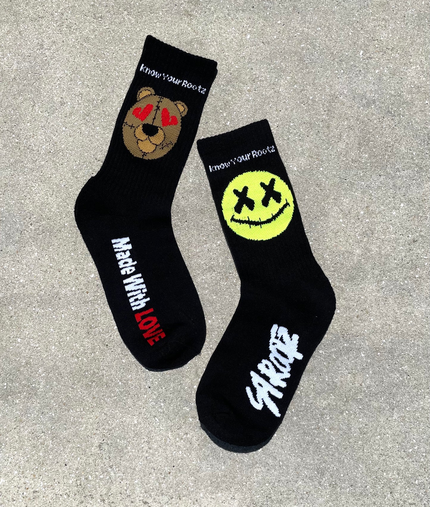 DEAD TEDDY HEART EYES x FUJIMOTO SMILEY SOCKS *UPDATE*